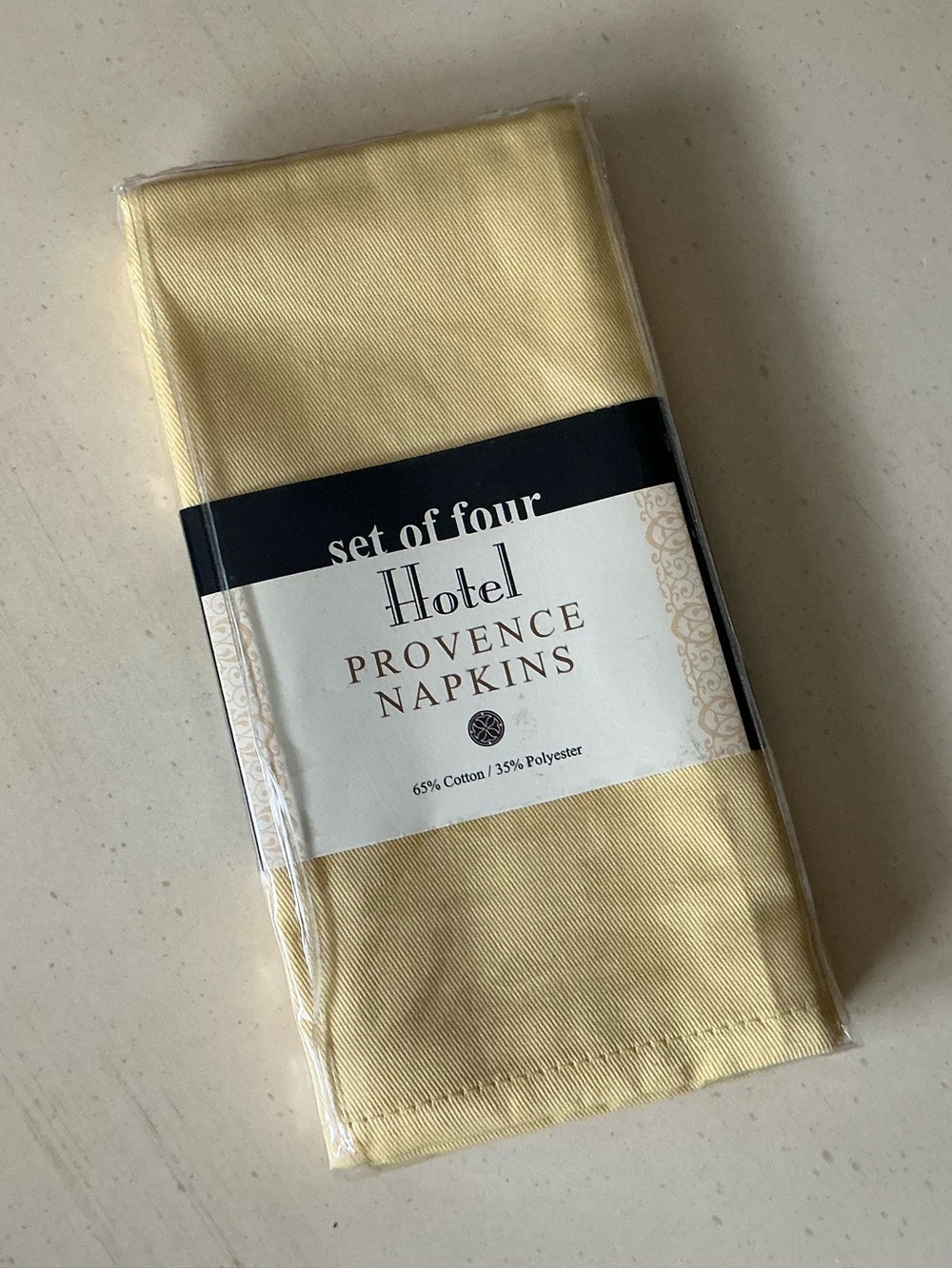 Set of 4 Large Fabric Dinner Napkins 🍽